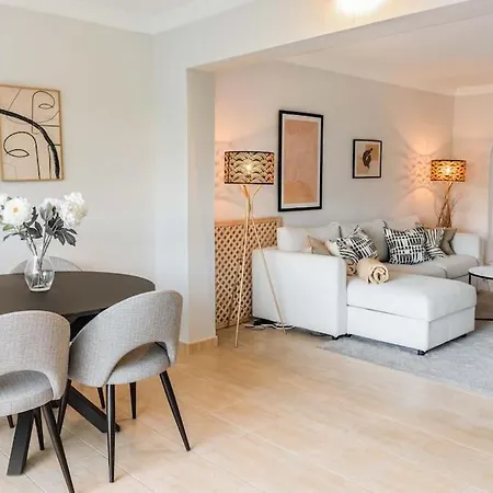 Azahara 1 2b Apartment *